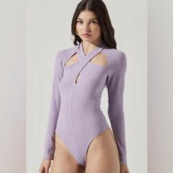 ASTR The Label Cutout Ribbed Thong Bodysuit Lavender Size M - Picture 1 of 8